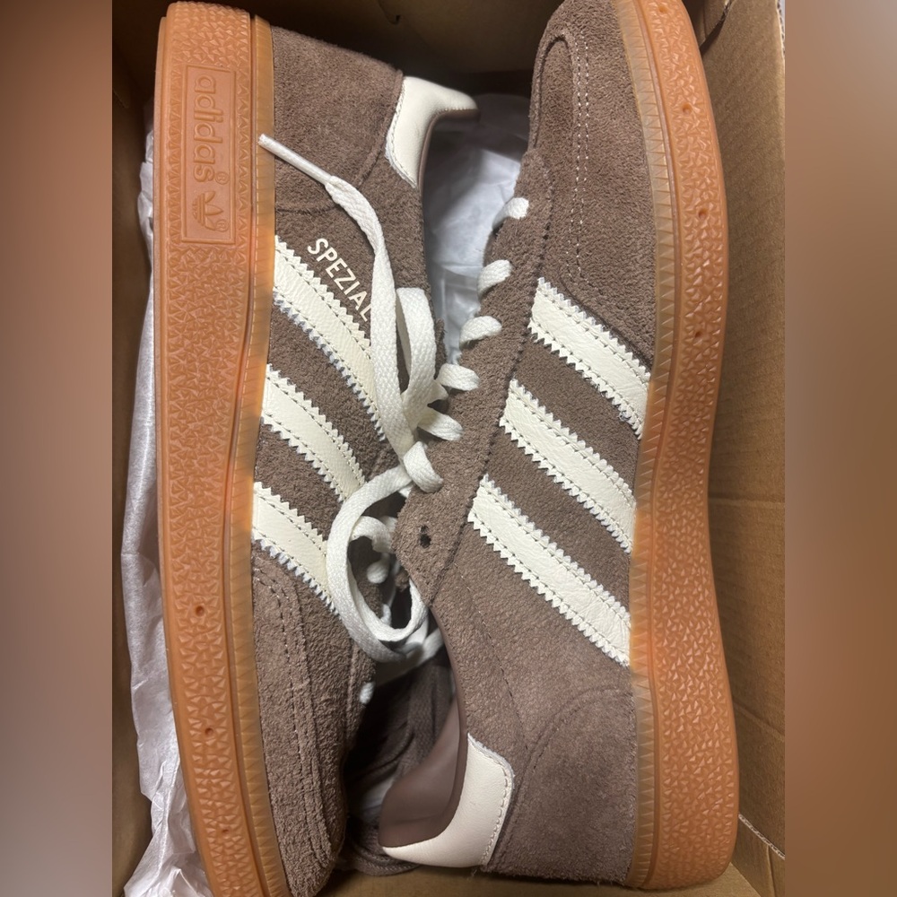 Adidas Spezial